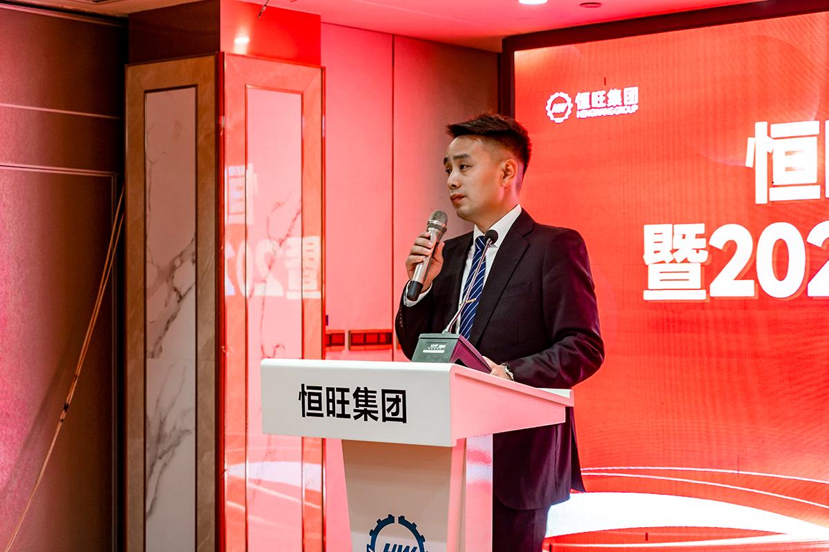 董事長(zhǎng)、總經(jīng)理劉明濤