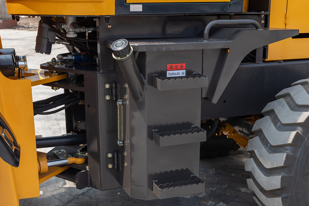 HW15-26挖掘裝載機(jī)