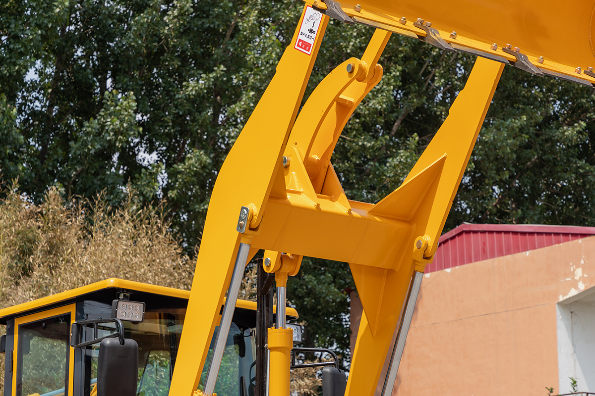 HW15-26挖掘裝載機(jī)