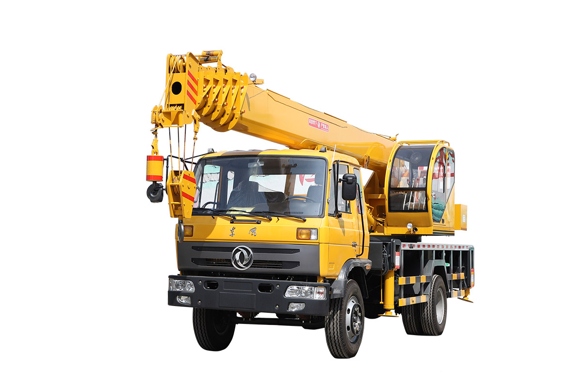 QY12T東風(fēng)吊車